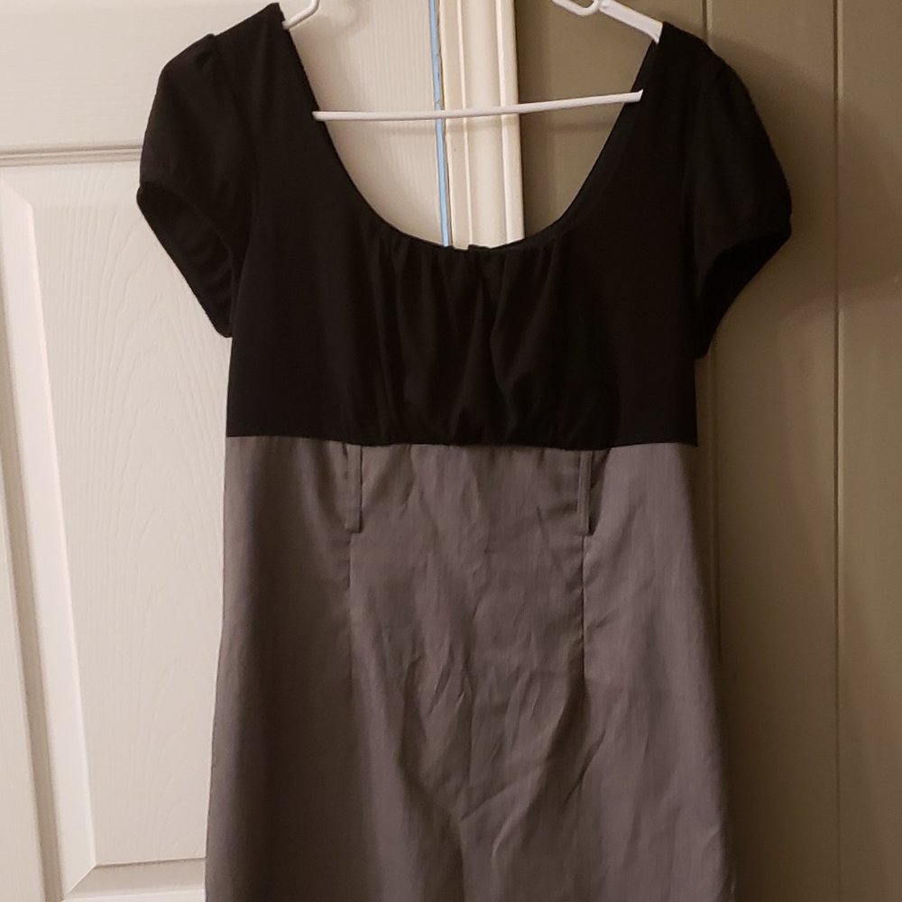Short black and grey dress